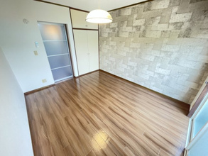 【寝室】