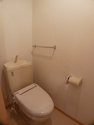 【トイレ】 | ハーヴェストⅡ | シンプルで使いやすいトイレです