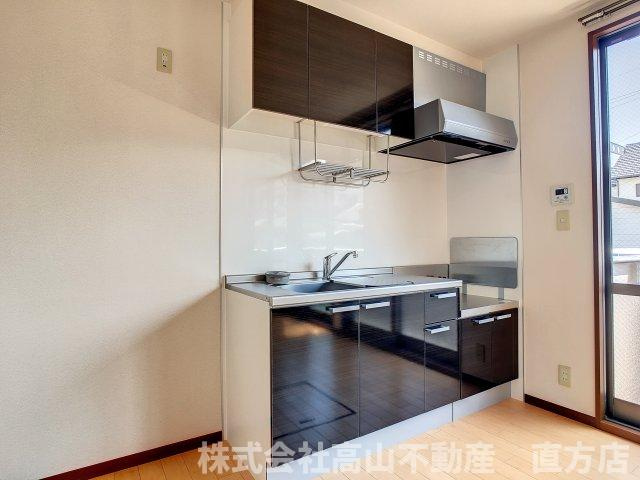 直方市新町１丁目のアパートのキッチン