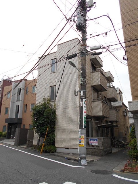 Ｅ・ＦＯＲＥＳＴの外観|★外観★