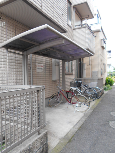 Ｅ・ＦＯＲＥＳＴのその他共用部分|★屋根付き駐輪場★