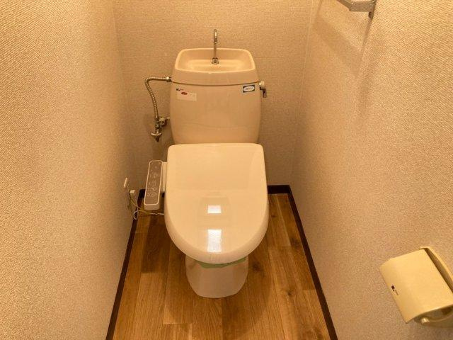 ガーデンハイツ緑ヶ丘　D棟のトイレ