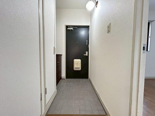 プチシャトウの玄関