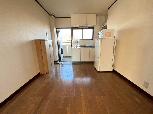 コートグレース2番館の洋室