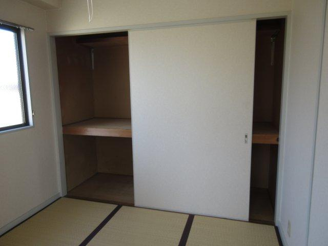 プチシャトウの収納