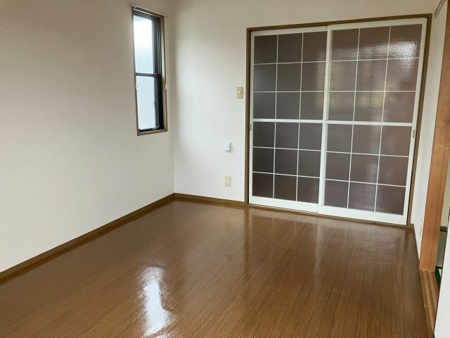 プレミールコートAの洋室