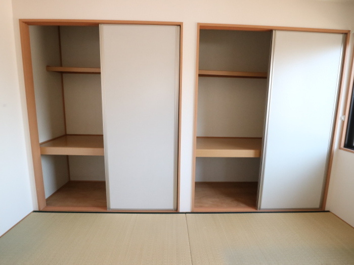 エスポワール　Ｂ棟の収納