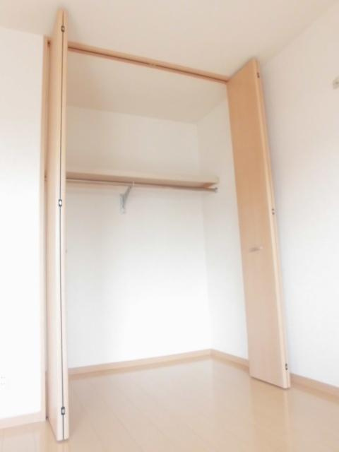 エル ヴィラージュの収納
