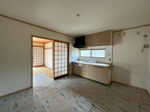 小坂住宅Ｂ号地の居間・リビング