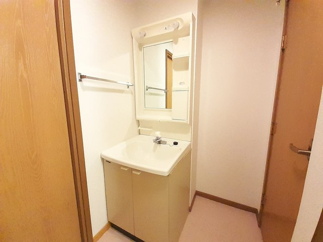 エクセラン春日の独立洗面台
