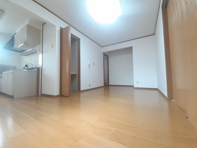 ジュアン壱番館の居間・リビング
