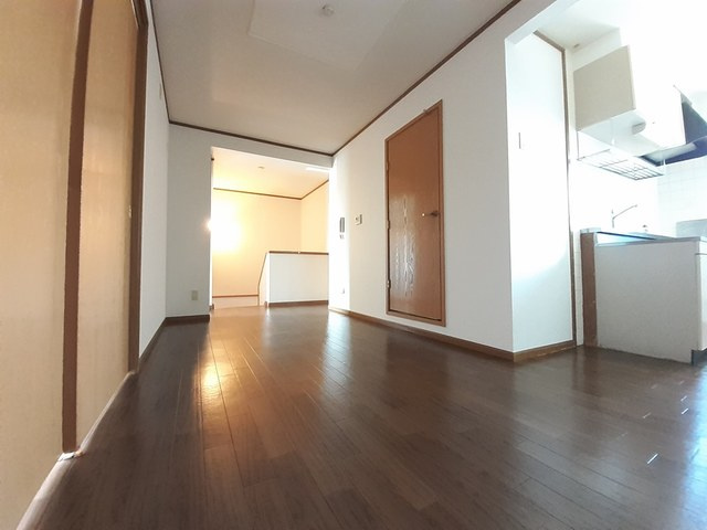 ジュアン壱番館の居間・リビング
