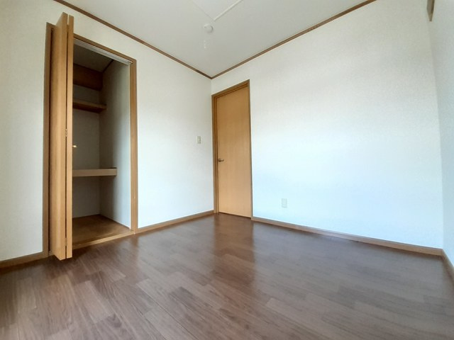 ジュアン壱番館の洋室