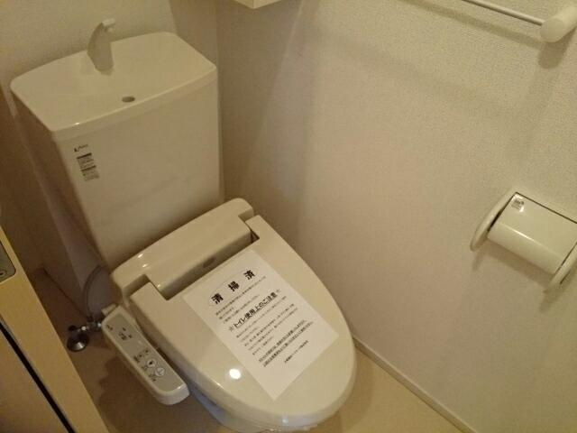 プチ　ネージュのトイレ