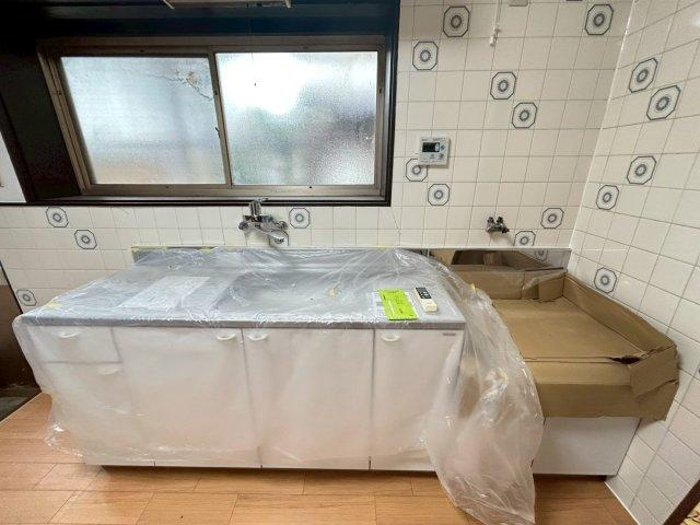 野村町戸建のキッチン