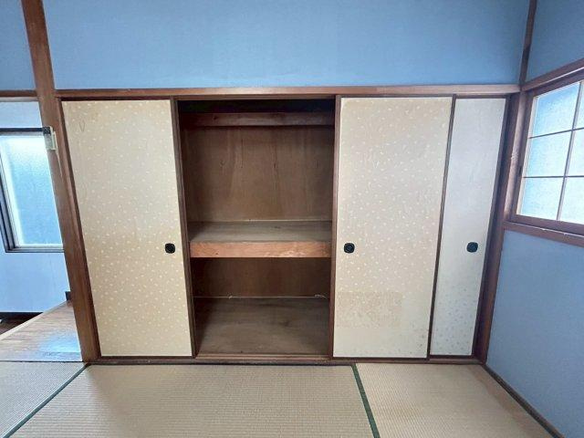 野村町戸建の収納