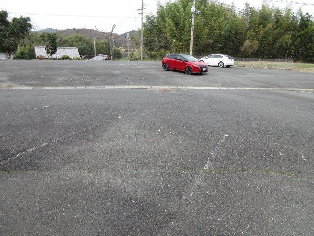 サンハイツ多井田　C棟の駐車場