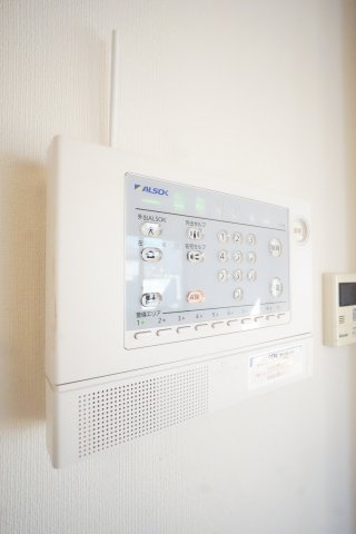 【セキュリティ】 | ハックベリーハウス | ※同物件・反転タイプの写真です。