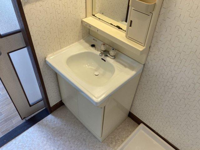 プレアール状ヶ池Ａ棟の洗面所