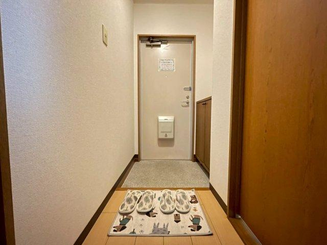 フレッド滝野の玄関