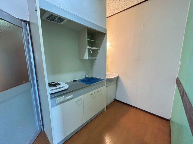 尚栄館　B棟のキッチン