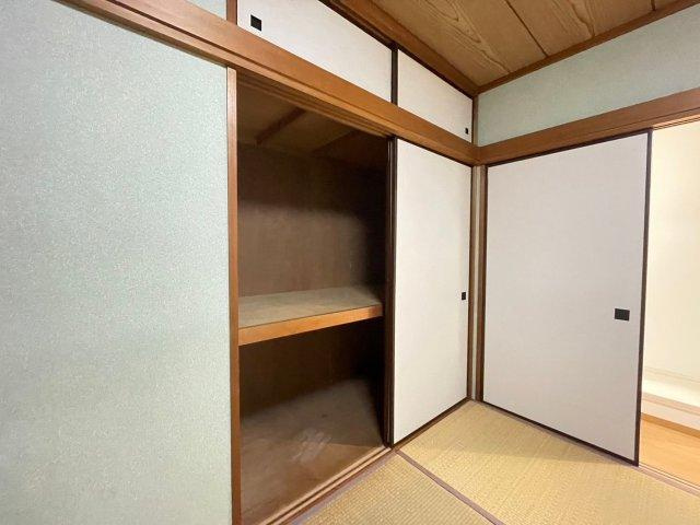 ロイヤルマンションの収納
