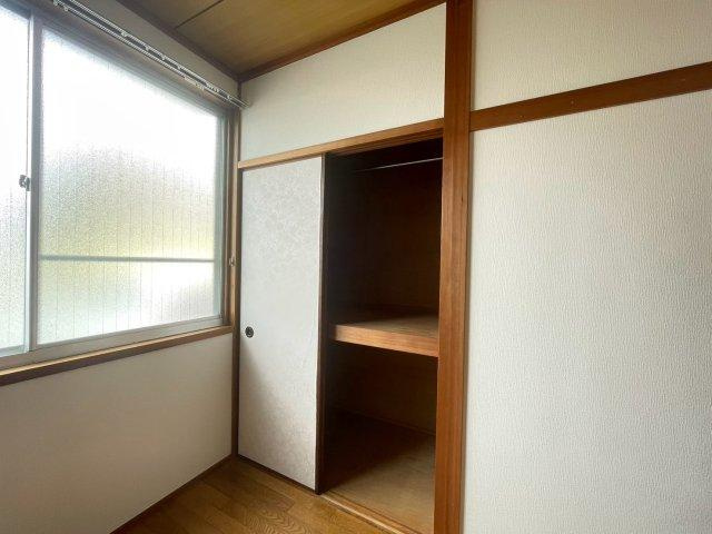 社ハイツの収納