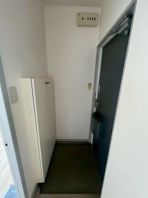 サンライフアイAの玄関