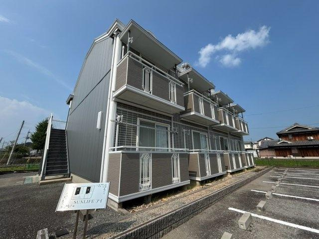 サンライフ・アイFの外観