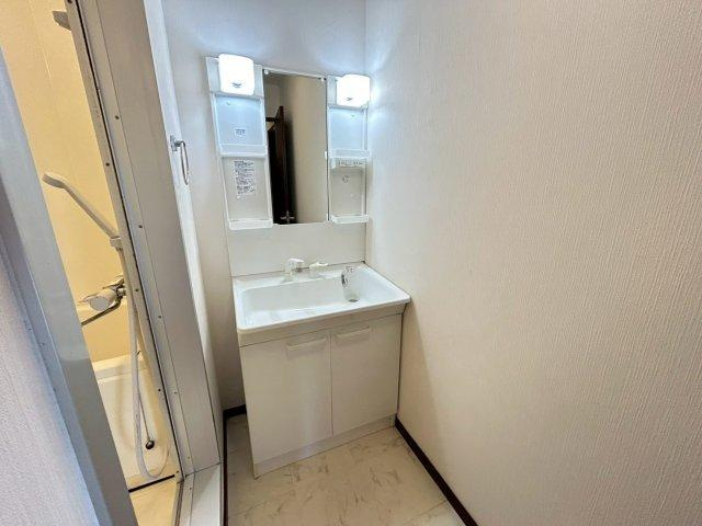 ロイヤルハイツⅡの洗面所