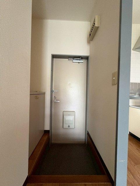 サンクスの玄関