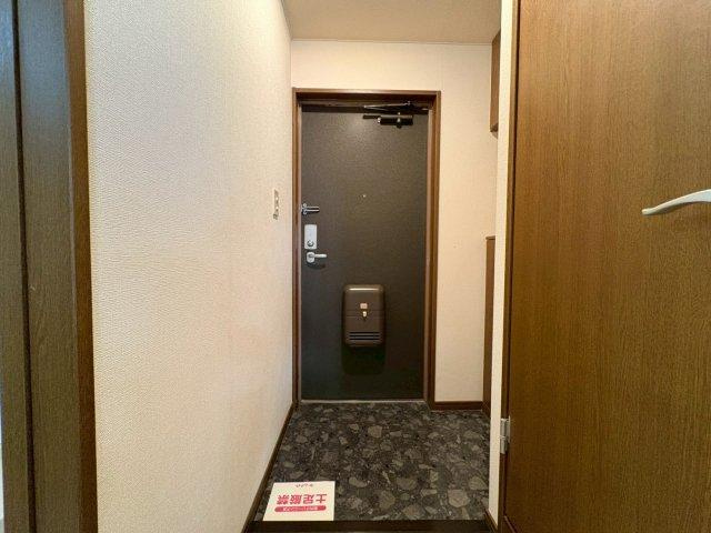 コンフォース・アイの玄関