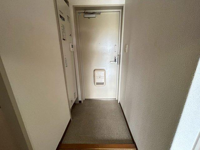 ラフェスタ加東の玄関