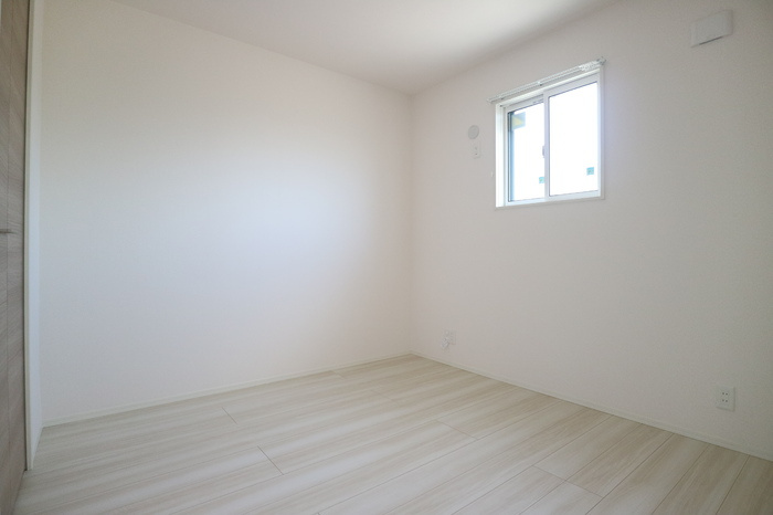 Ｄ－ｒｏｏｍ社の洋室