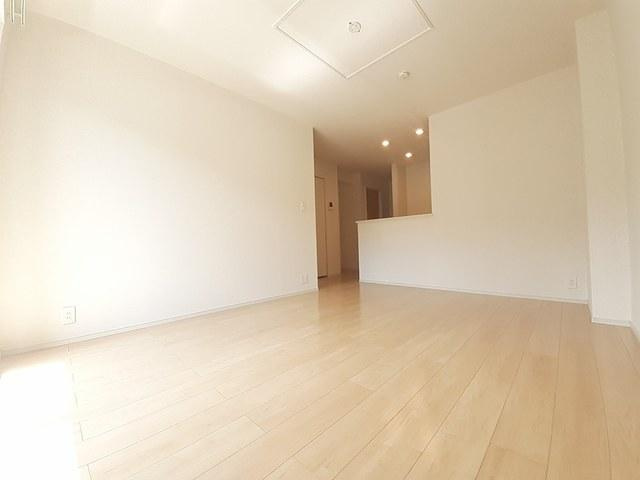 ラボールⅡの居間・リビング