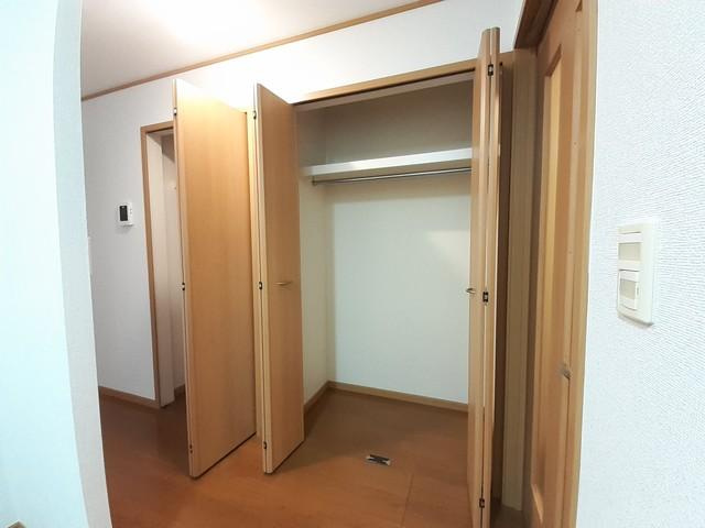 シンヴィオシスＢの収納