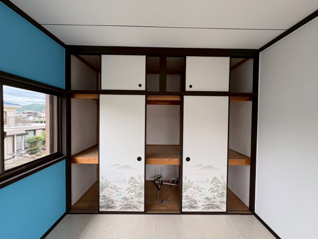 事務所兼倉庫付き戸建ての収納