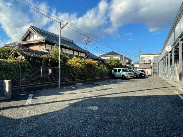 ハイツひろのが丘Ⅰの駐車場