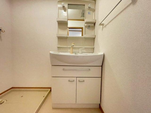 ドリーム新町の洗面所