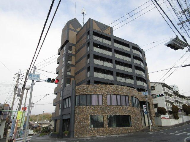 ロイヤルルベールの外観