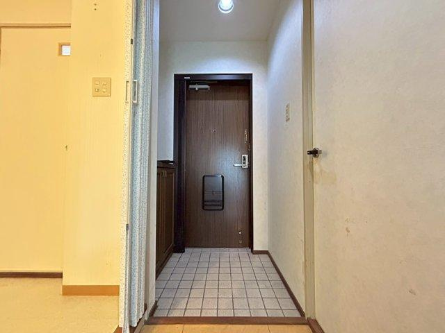 ルミエール社の玄関