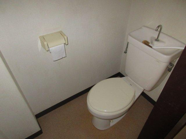 東邦パレス社のトイレ