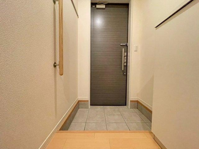グリーン　セント　上中の玄関