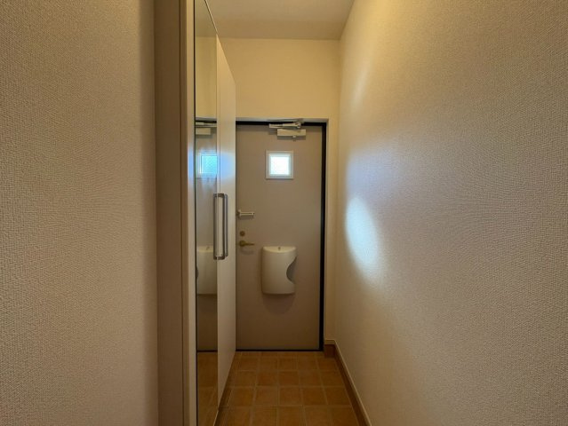 アンソレイユⅡの玄関