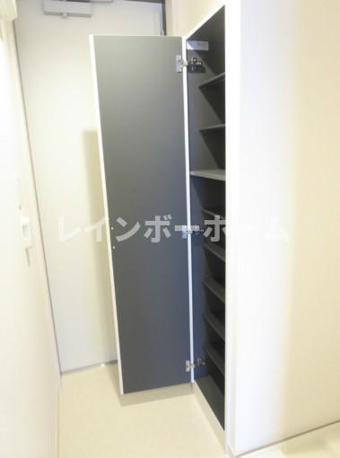 リブリ・レースパーク船橋法典の収納