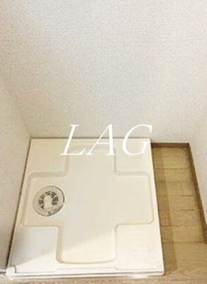 【設備】 | ビラ・ニューセンチュリー | 室内洗濯機置き場です。