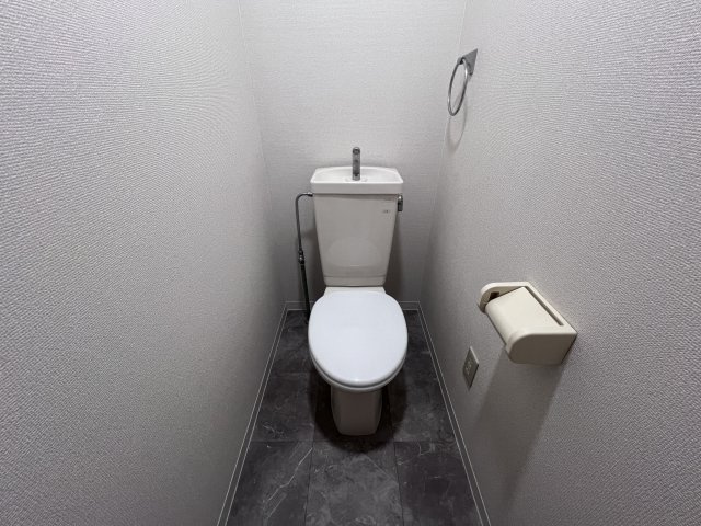 ジーライズ明石二見町のトイレ