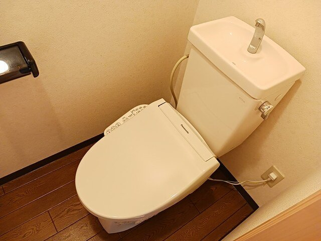 メゾン・ド・プラセールⅡのトイレ|清潔感のあるトイレです