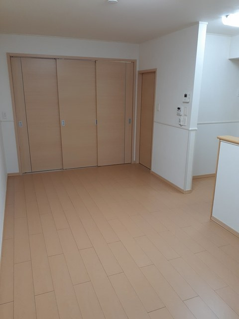 西東京市保谷町１丁目のアパートの居間・リビング