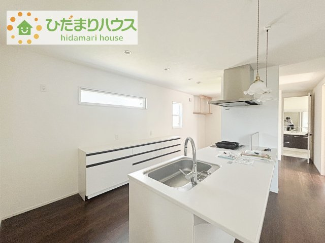 【キッチン】 | 牛久市田宮町　中古戸建 | IHクッキングヒーターのコンロなので、お掃除楽に行えます♪